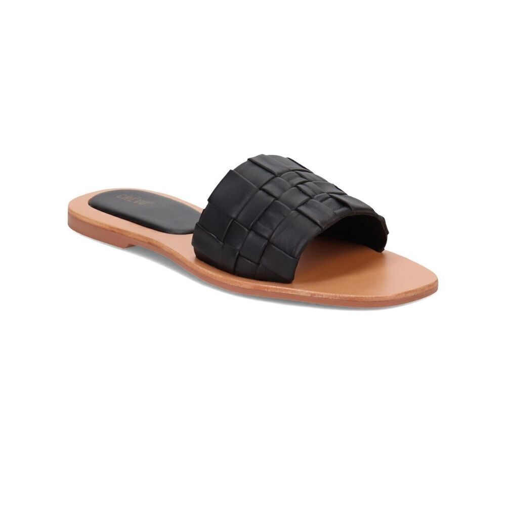NWOT Crevo Danielle sandal size 6.5